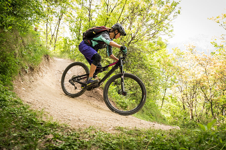 Specialized Rhyme Comp 650B in actie