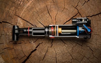 Trek RE:aktiv Thru shaft. Baanbrekende demper-technologie!