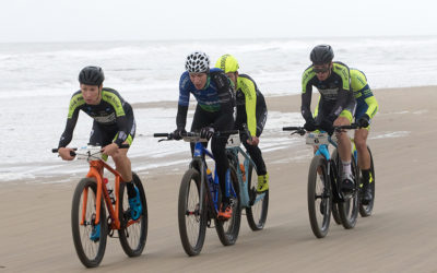 Bram Rood op het podium in Julianadorp